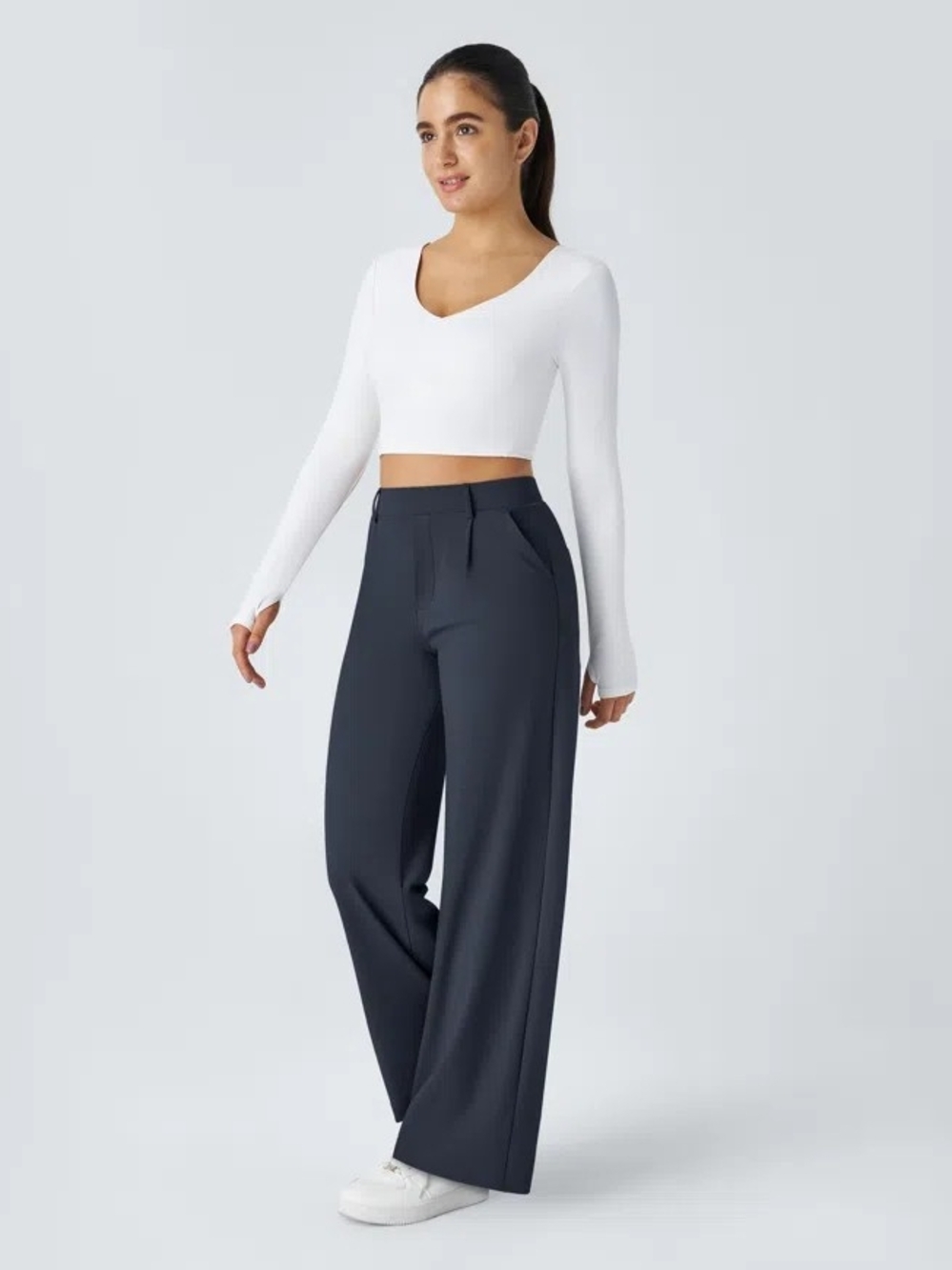 HALARA Wide-Leg Pants in Navy Blue